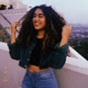 Meet your Posher, Isabella